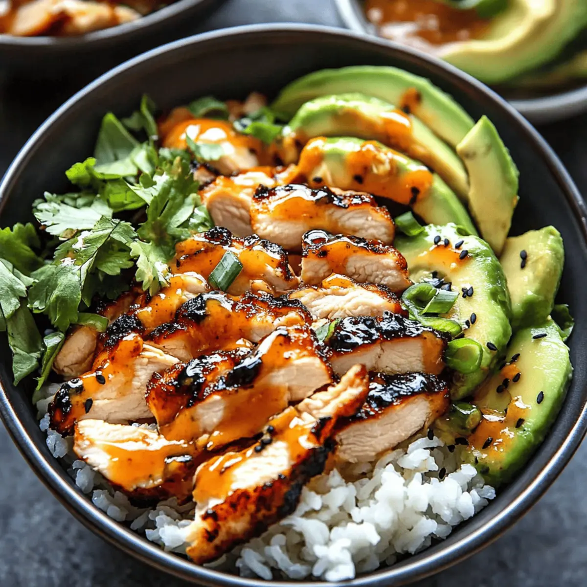 Irresistible Spicy Honey-Ginger Chicken Bowls with Creamy Sauce