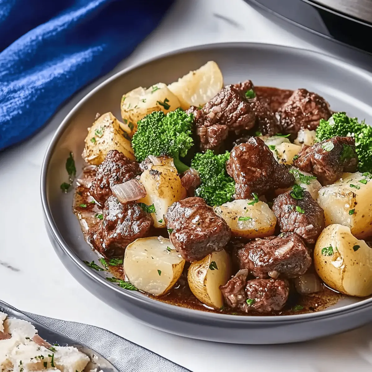 Crockpot Garlic Butter Beef Bites with Potatoes for Easy Meals