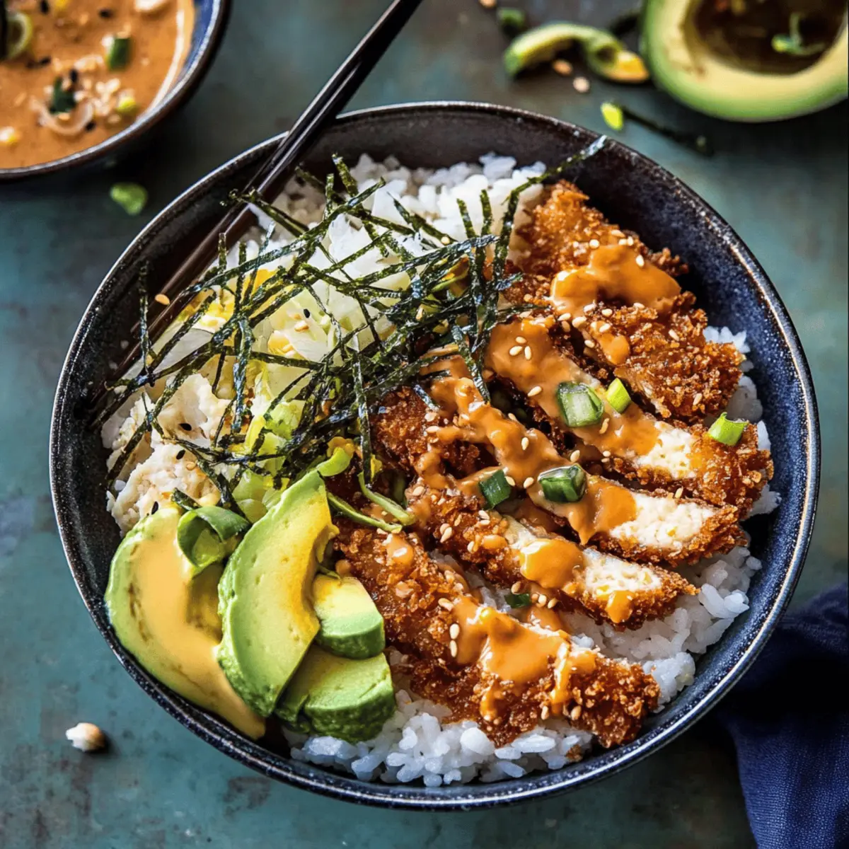 Deliciously Crispy Japanese Katsu Bowls with Spicy Mayo Drizzle